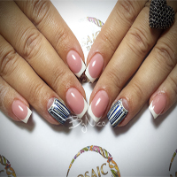 nail art pe unghii